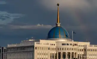 Встреча на высоте: Президент соберет команду для навигации по бурным водам
