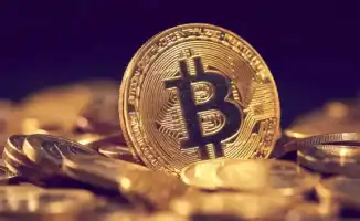 Биткоин устанавливает новые рекорды, нефть растет — последствия для глобальных рынков 14 августа