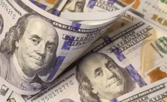 Курс доллара в Казахстане продолжает падать: последние новости