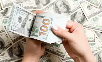 Казахстанцы теряют интерес к доллару: спрос падает