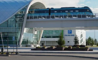 Читатели Tengrinews обсуждают отключения электроэнергии и первый снег в стране