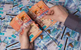 Зарплаты казахстанцев вырастут на 50%, новые поправки в закон вступили в силу