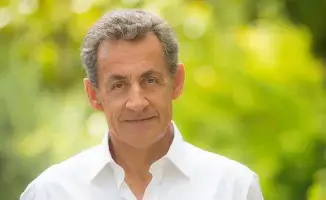 Николя Саркози отправился в тюрьму Ла-Санте после осуждения за финансирование кампании