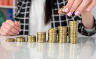 Зарплатные вершины Казахстана: кто поднимается к финансовым облакам?