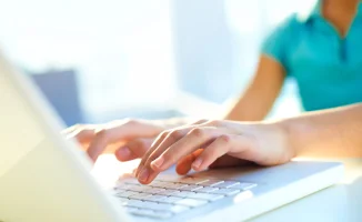 Школьные дистанционки: в сети обвинений Минздрава запутались как в паутине