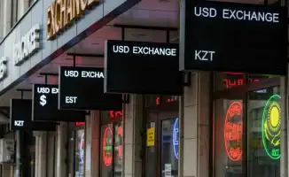 Запрет на электронные табло с курсами валют: недовольство казахстанцев и новый взгляд на уличный дизайн