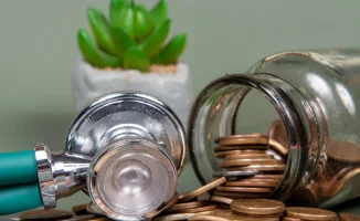 Минздрав управляет ФСМС в ручном режиме, заявила Альназарова