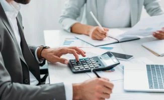 В Казахстане налоговики начнут заполнять декларации для бизнеса