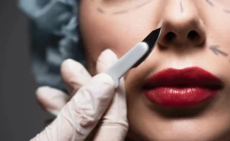 Казахстанцы массово инвестируют в красоту после запретов на пенсионные изъятия