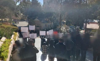 В Иране продолжаются протесты из-за обвала риала, президент призывает к действиям