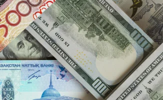 Нацбанк Казахстана объяснил изменения курса тенге на валютном рынке