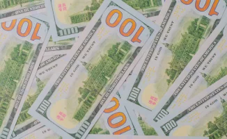 Курс доллара в Казахстане снова преодолел психологический рубеж 25 февраля