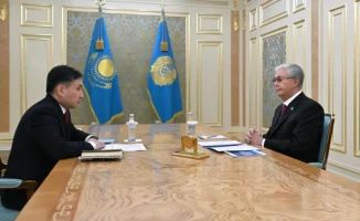 Токаев поручил улучшить пенсионную систему на встрече с Ертаевым