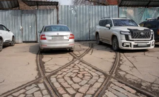 10 лет без трамваев: как знаменитое депо в Алматы превратилось в городскую “заброшку“