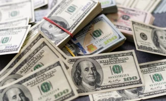 Доллар подешевел в Казахстане: как это повлияет на жизнь граждан?