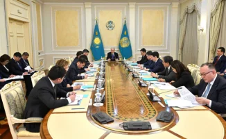 Банковская паутина: Токаев призывает к ускорению Digital Qazaqstan