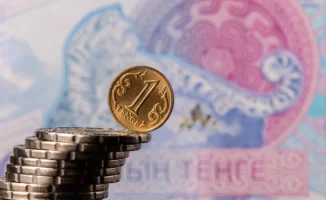 Новый контроль доходов казахстанцев: кто попадает под проверку?