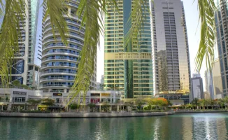 Пятизвездочные отели Дубая снижают цены на номера на фоне войны и предлагают staycation