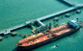 Рост цен на нефть: накопление танкеров в Персидском заливе угрожает глобальной энергетической стабильности