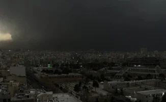 Иран предупреждает о кислотных дождях после взрывов нефтехранилищ