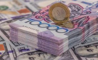Курс доллара на KASE: ослабление тенге и сценарии экспертов