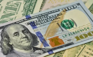 Курс доллара падает до минимальных значений года: что это значит для экономики Казахстана?