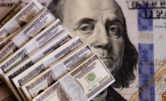 Курс доллара в Казахстане упал на 5 тенге на торгах 7 апреля