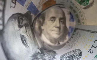 Курс доллара в Казахстане вырос на 6 тенге: последствия для населения и экономики